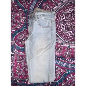 Light Wash AE Jeggings